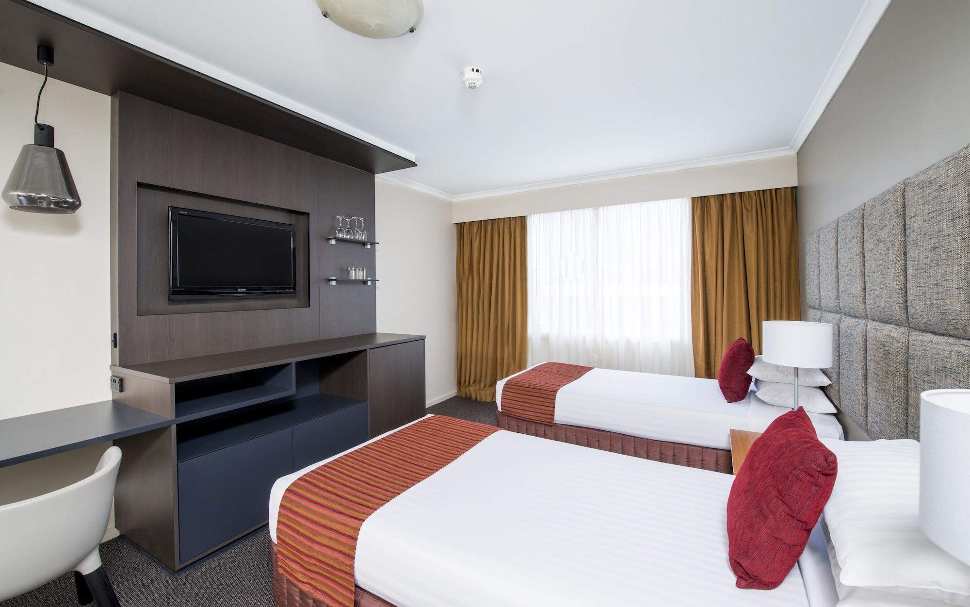 Mantra On Northbourne Aparthotel Canberra Exterior photo