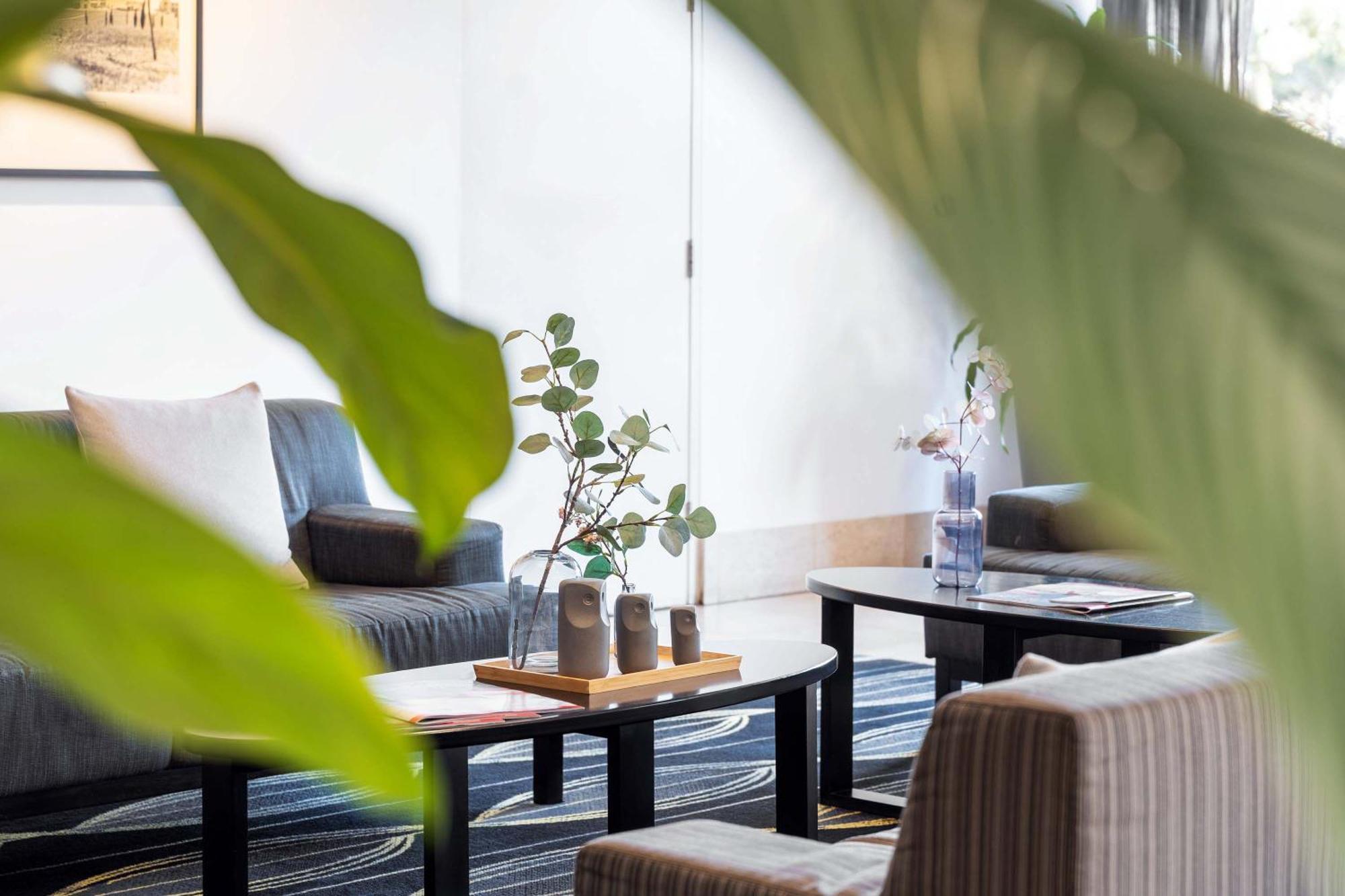 Mantra On Northbourne Aparthotel Canberra Exterior photo