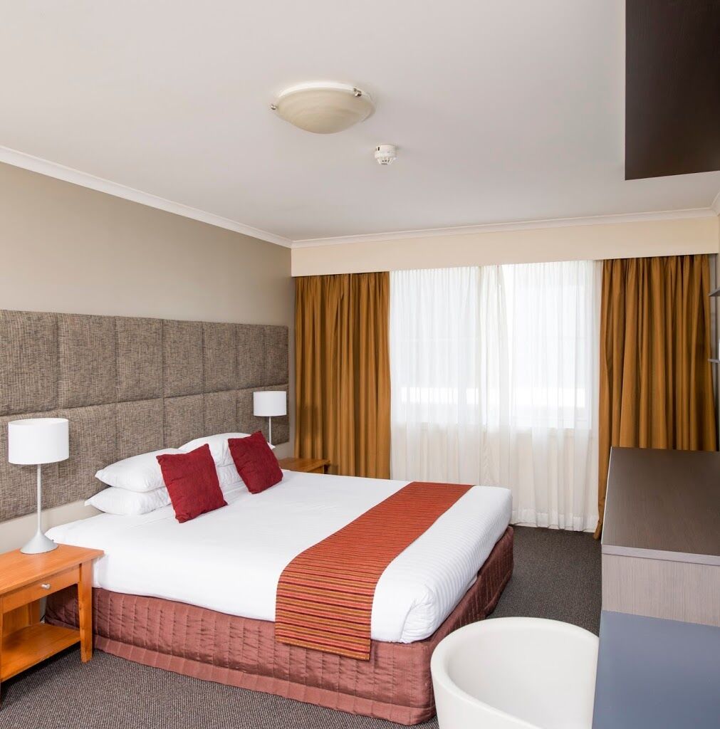 Mantra On Northbourne Aparthotel Canberra Exterior photo